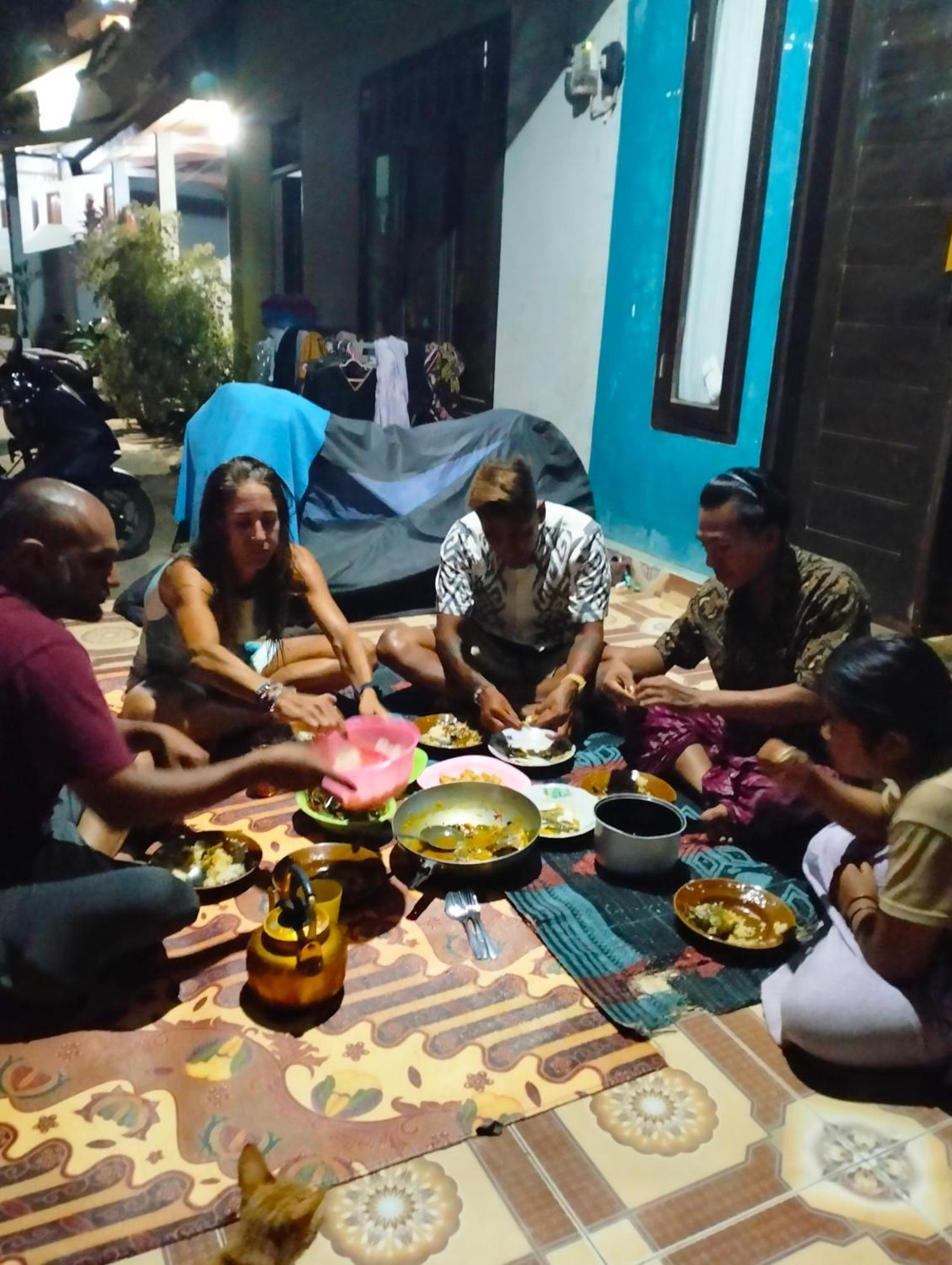 T&T Homestay Kuta  Exteriér fotografie